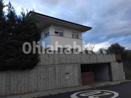 Casa (unifamiliar aislada), 371 m², seminuevo