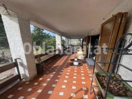 Houses (villa / tower), 387 m²