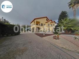 Casa (unifamiliar aïllada), 355 m²