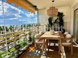 Apartament, 66 m², près de bus et de train, Calle de Berlín