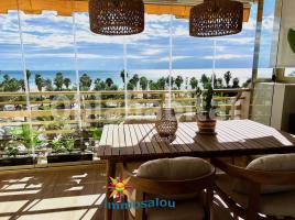 Apartament, 66 m², près de bus et de train, Calle de Berlín