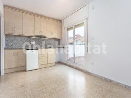 Altres, 21 m², prop bus i metro, Pasaje d'Arenys