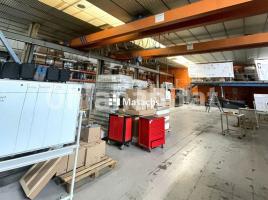 For rent industrial, 1400 m², Zona