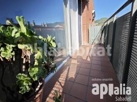 Flat, 93 m², almost new