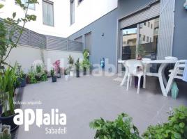 Flat, 67 m², almost new, Zona