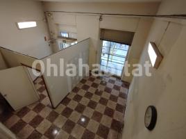 For rent business premises, 109 m², Calle del Consell de Cent