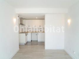 Flat, 72 m², almost new