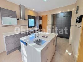 Alquiler Casa (unifamiliar aislada), 290 m², seminuevo