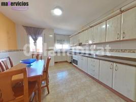 Piso, 122 m², cerca de bus y tren, seminuevo, Calle Ramon Casas