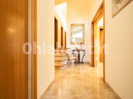 Houses (villa / tower), 323 m²