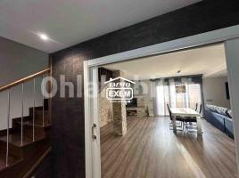 Casa (unifamiliar adossada), 324 m², seminou