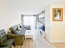 Piso, 102 m², seminuevo, Zona