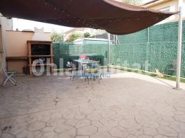 Houses (terraced house), 199 m², near bus and train, Calle del Ponent