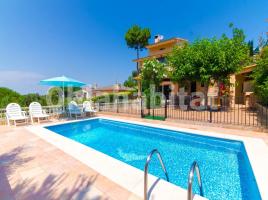 Casa (unifamiliar aïllada), 239 m²