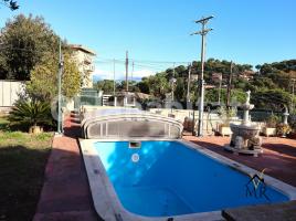 Casa (chalet / torre), 241 m²