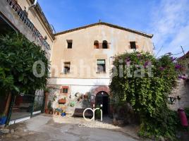 Casa (masia), 902 m², Calle Sant Pere