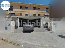 Casa (unifamiliar adossada), 175 m², prop de bus i tren, seminou