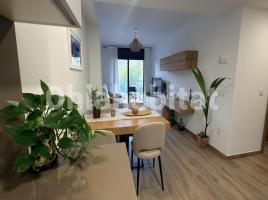 Flat, 80 m², almost new