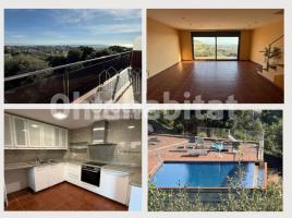 Casa (unifamiliar adosada), 174 m², seminuevo, Zona