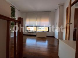 Casa (unifamiliar adosada), 166 m², cerca de bus y tren, seminuevo
