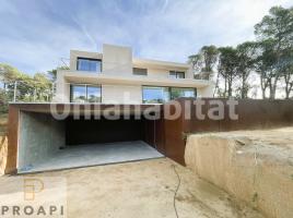 Nouvelle construction -  à, 250 m², nouveau