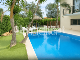 Casa (unifamiliar aïllada), 344 m², prop de bus i tren, seminou