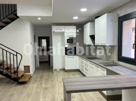 Casa (unifamiliar adosada), 121 m², seminuevo, Zona