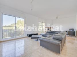 Casa (chalet / torre), 322 m², seminuevo