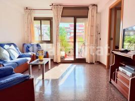 Piso, 92 m², cerca de bus y tren, Calle de Francesc Mestres
