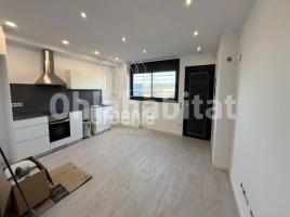 For rent flat, 60 m², Zona