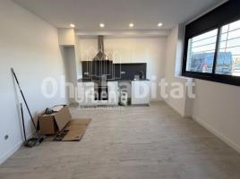 For rent flat, 60 m², Zona
