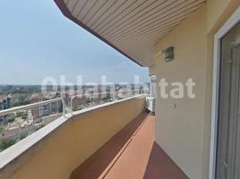Flat, 154 m², near bus and train