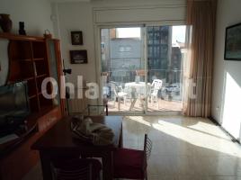 Piso, 87 m², cerca de bus y tren