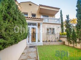  (unifamiliar adossada), 202 m², Calle Hortènsia, 4