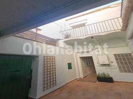 For rent Houses (terraced house), 177 m², near bus and train, Calle de l'Estrella