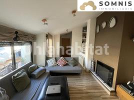 Dúplex, 111 m², prop de bus i tren, seminou, Calle Ample