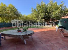 Casa (unifamiliar adossada), 262 m², seminou