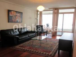 Piso, 100 m², cerca de bus y tren